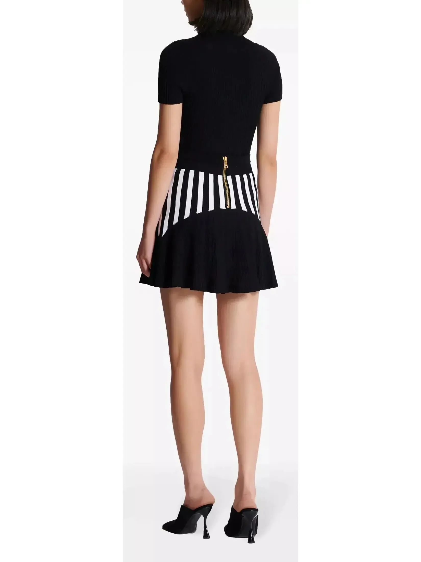 Black and White Pleated Striped Knit Skirt