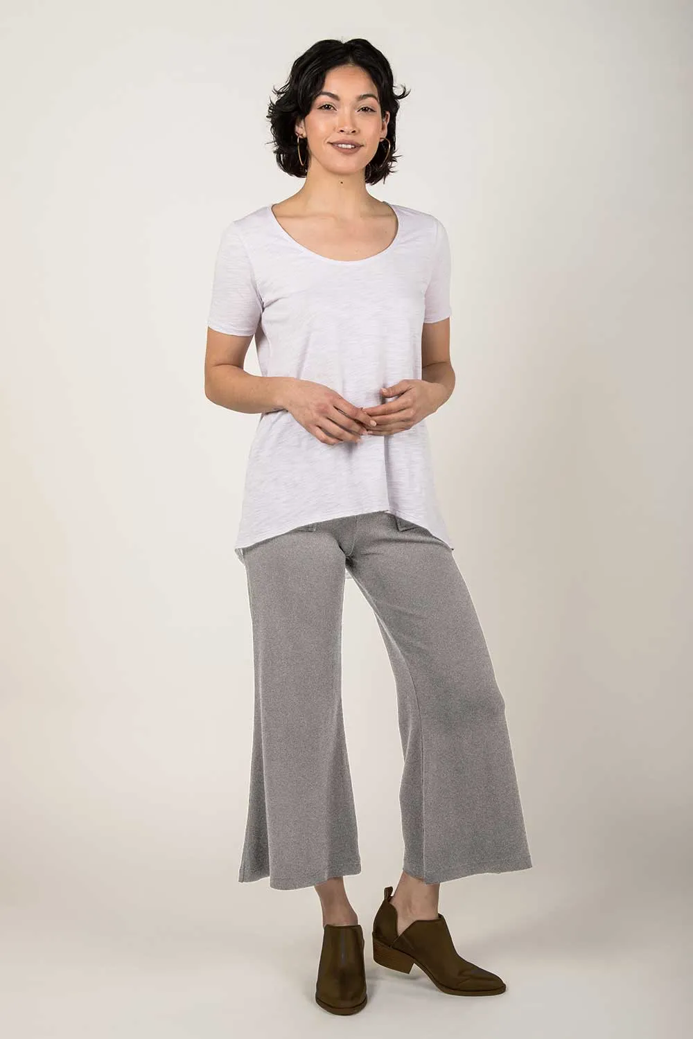 Essential Cropped Wide Leg Pant