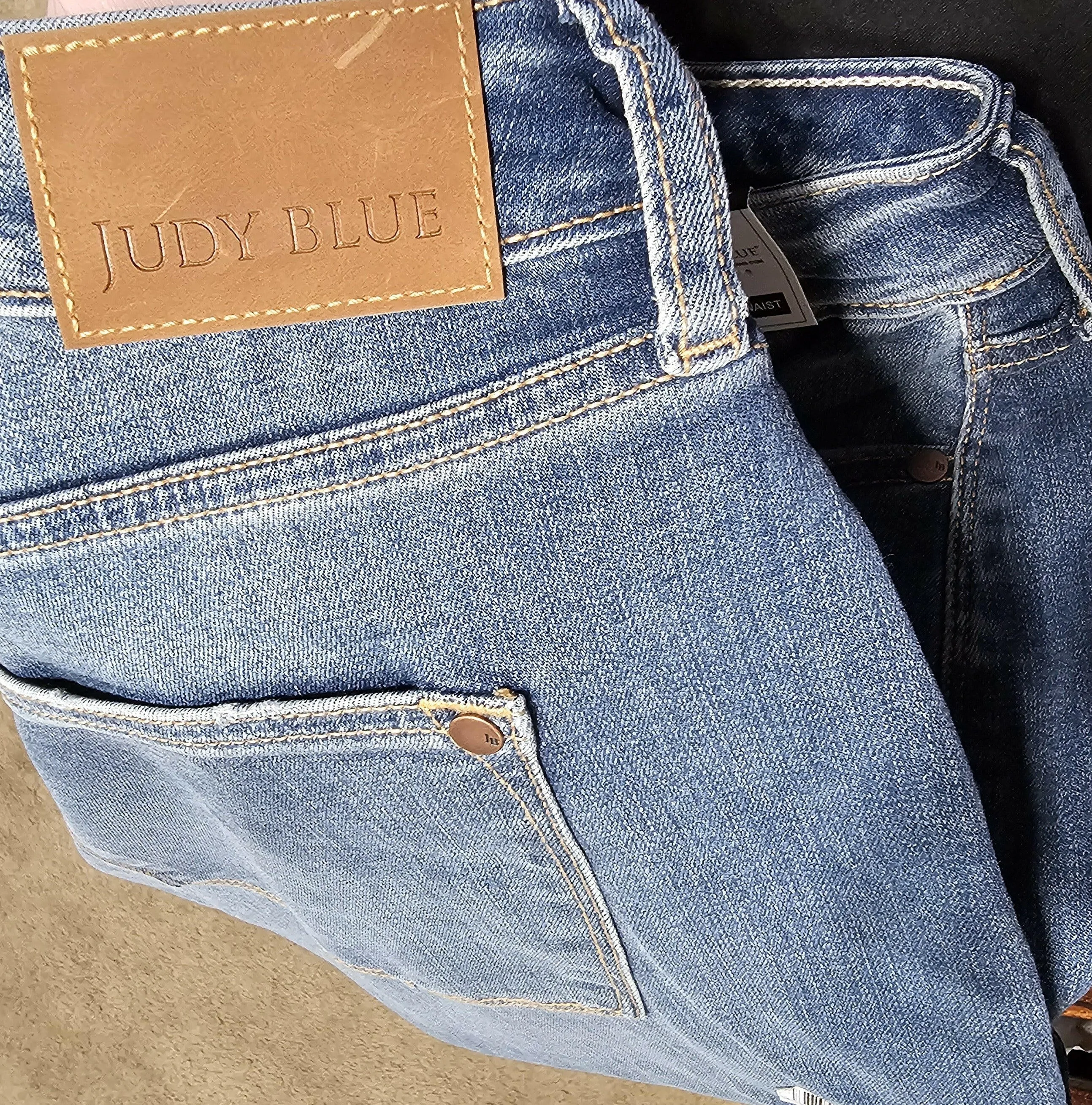 Judy Blue Full Size High Waist Straight Jeans