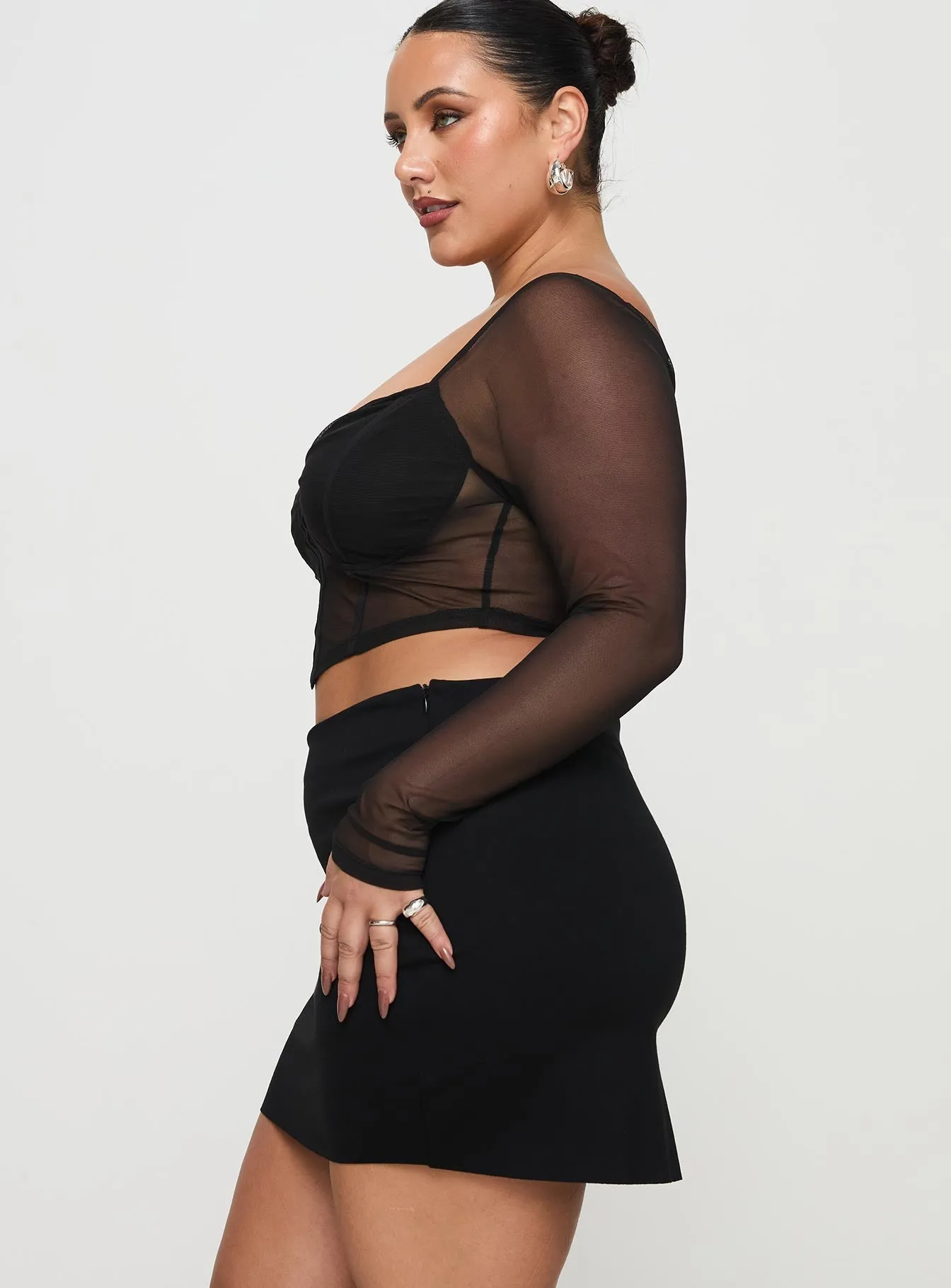 Karley Low Waist Mini Skirt Black Curve