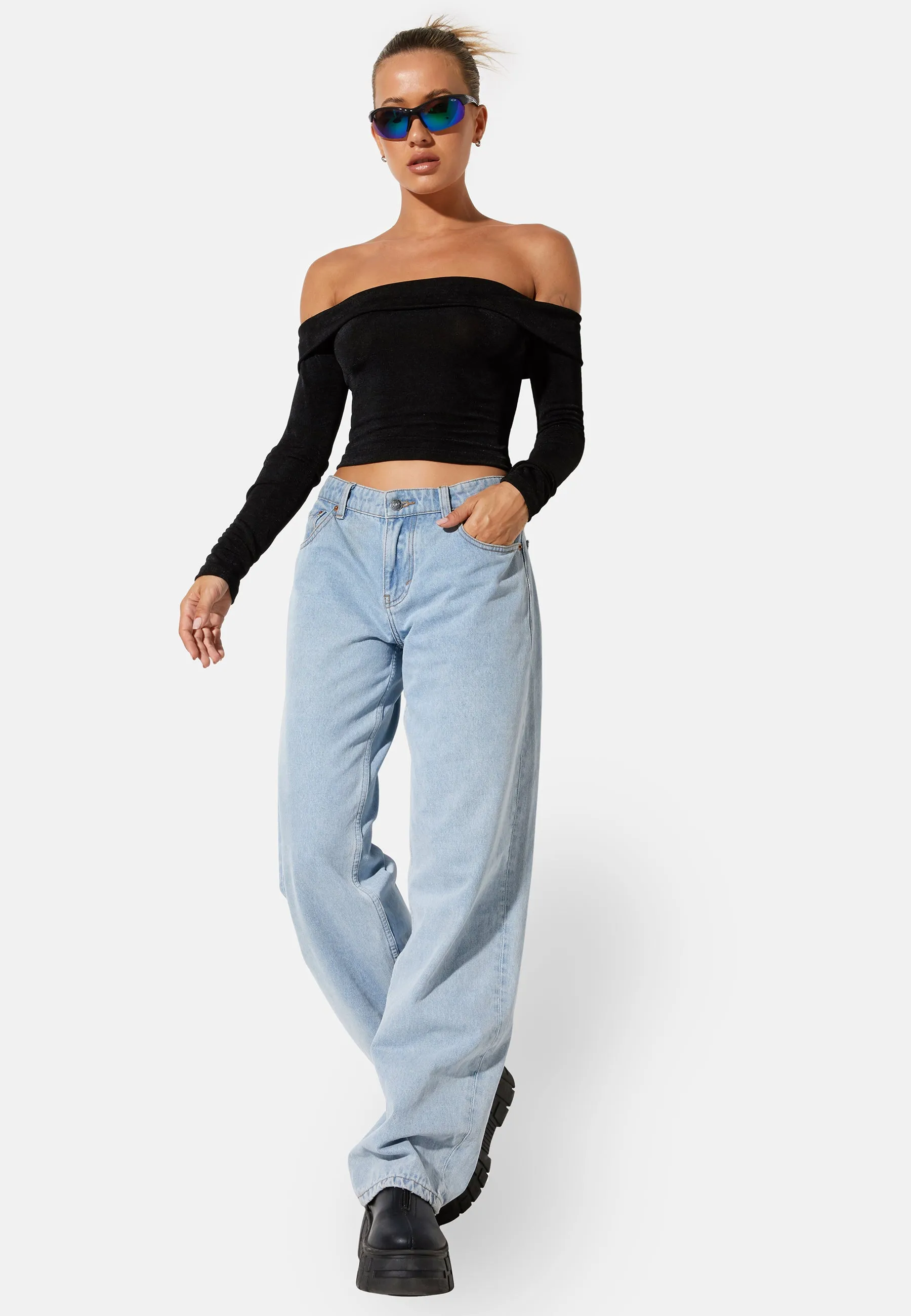 MOTEL X OLIVIA NEILL Nasari Crop Top in Crepe Black