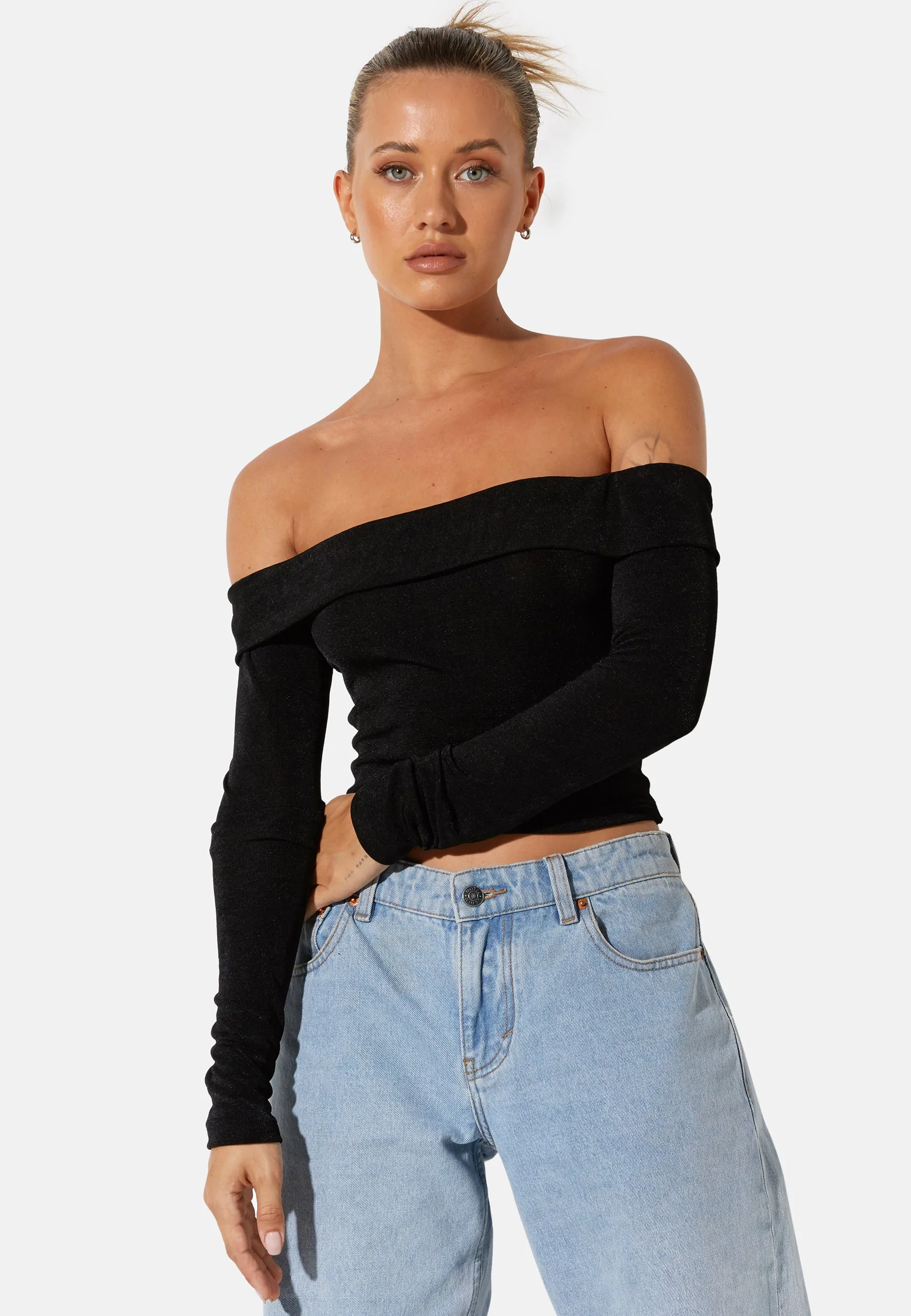 MOTEL X OLIVIA NEILL Nasari Crop Top in Crepe Black