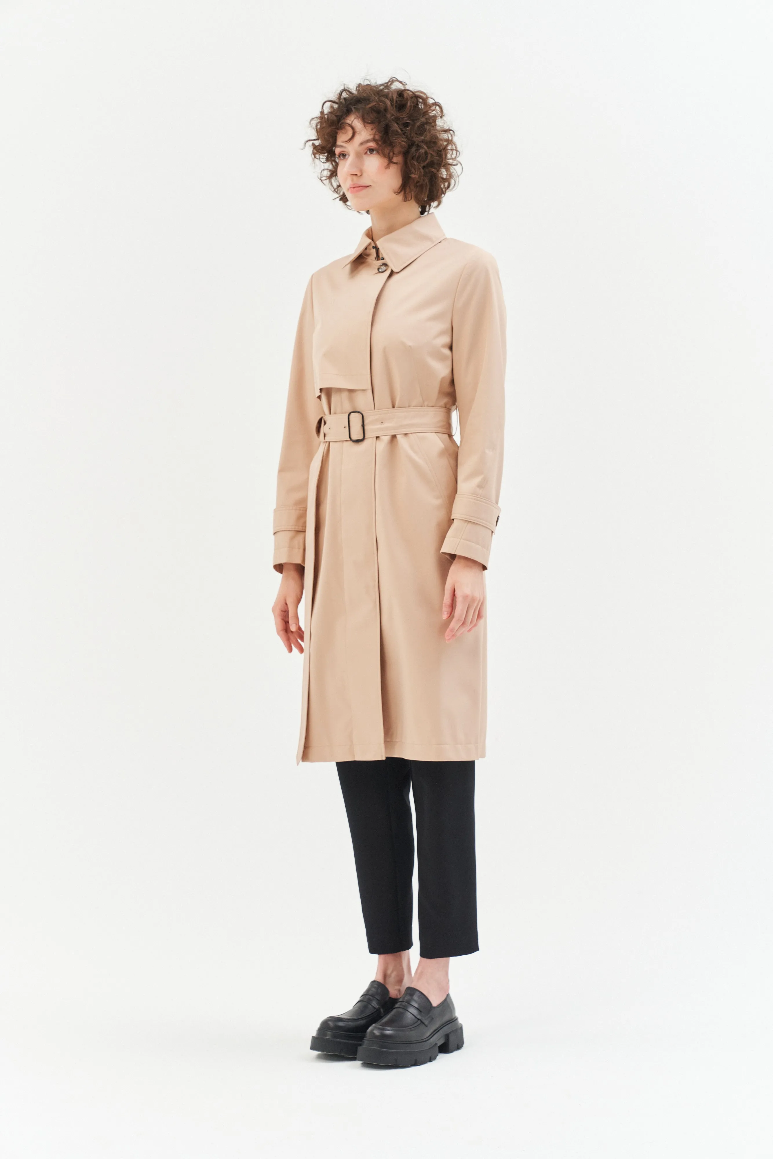 TIMELESS TRENCH COAT IN SAND