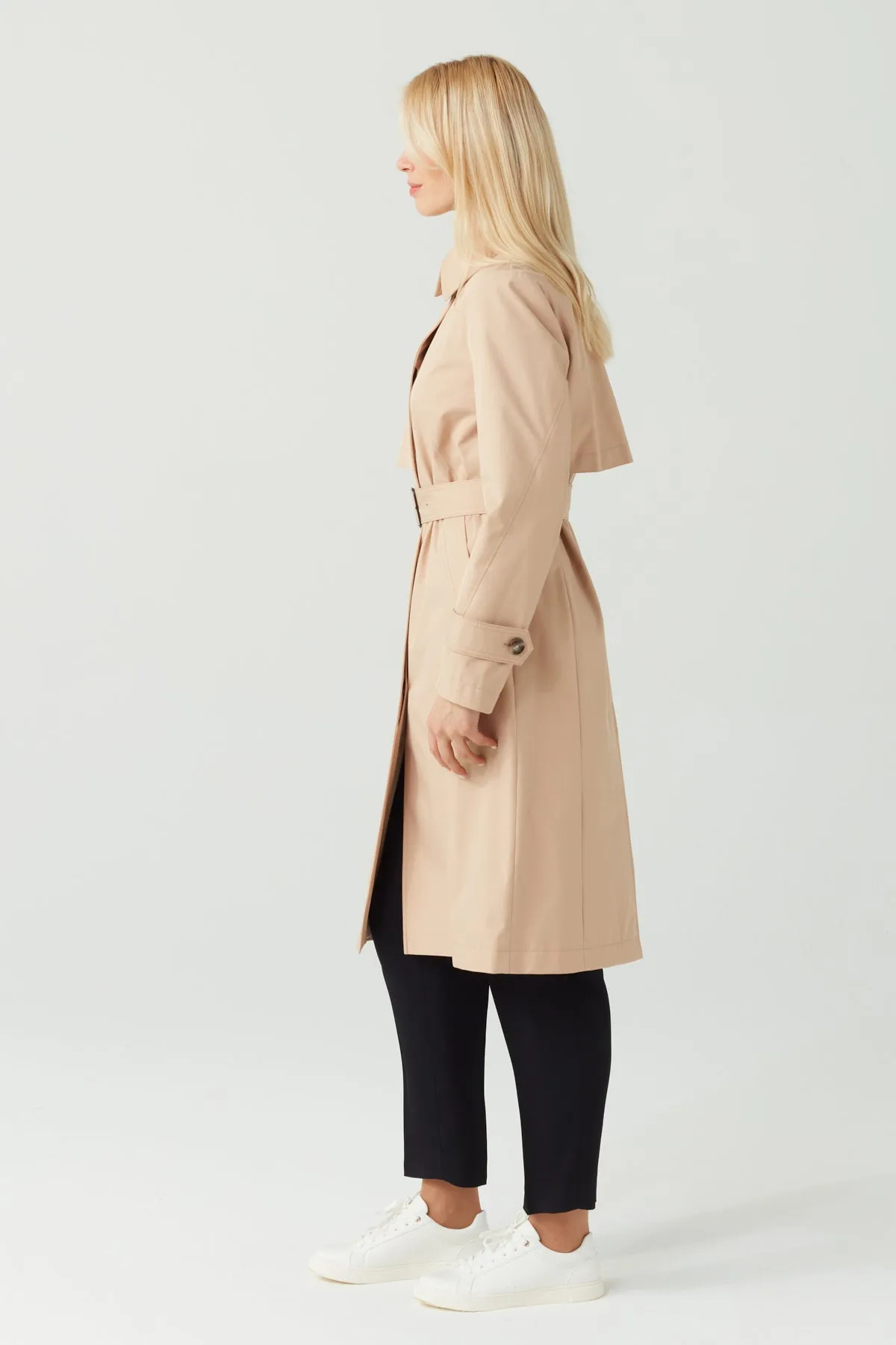 TIMELESS TRENCH COAT IN SAND